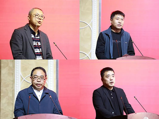 颜奕端、林峤、杨昌刚、张利安围绕“倡导雅正书风”议题发言